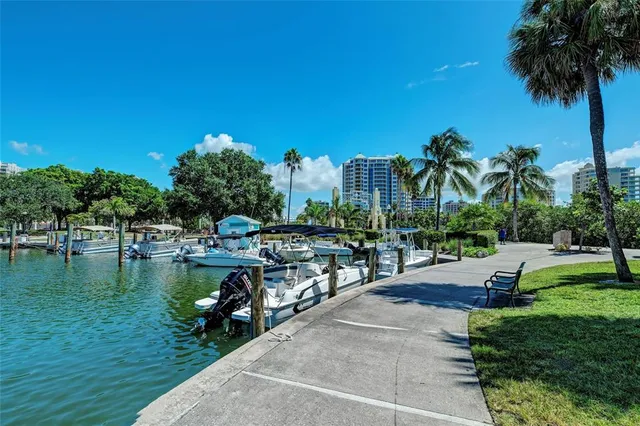 $799,500 | 516 Howard Court, Sarasota, FL 34236