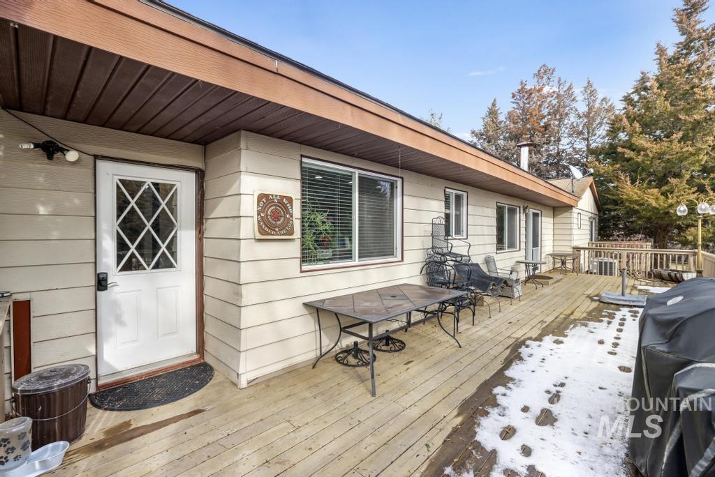 213 Sage Road West Jerome, ID 83338 - Photo 40 of 50 Wooden terrace with area for grilling