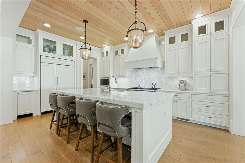 4384 Powers Ferry Road Northwest Atlanta, GA 30327 - Photo 17 of 68