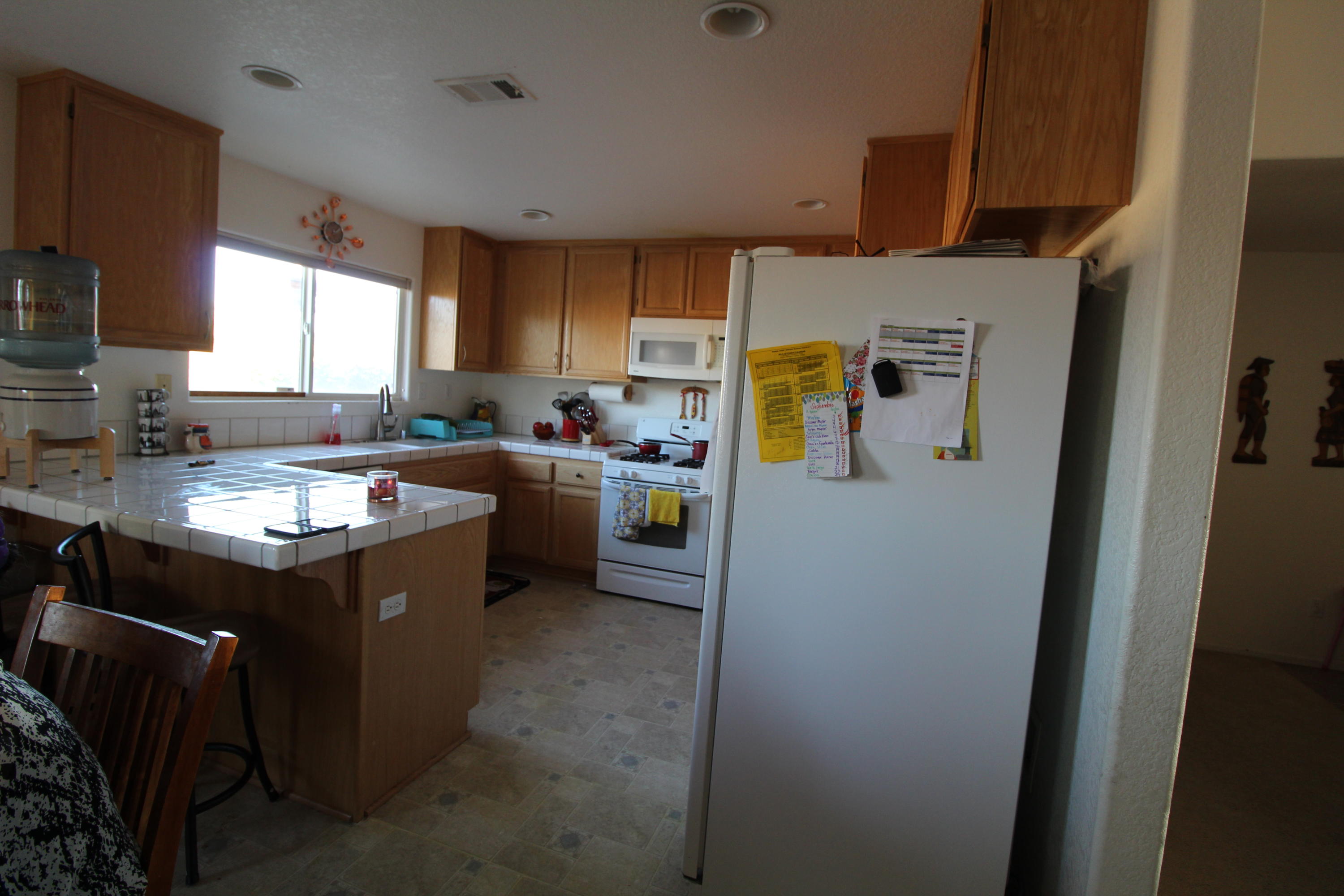 21430 Reed Place California City, CA 93505 - Photo 4 of 23 Kitchen