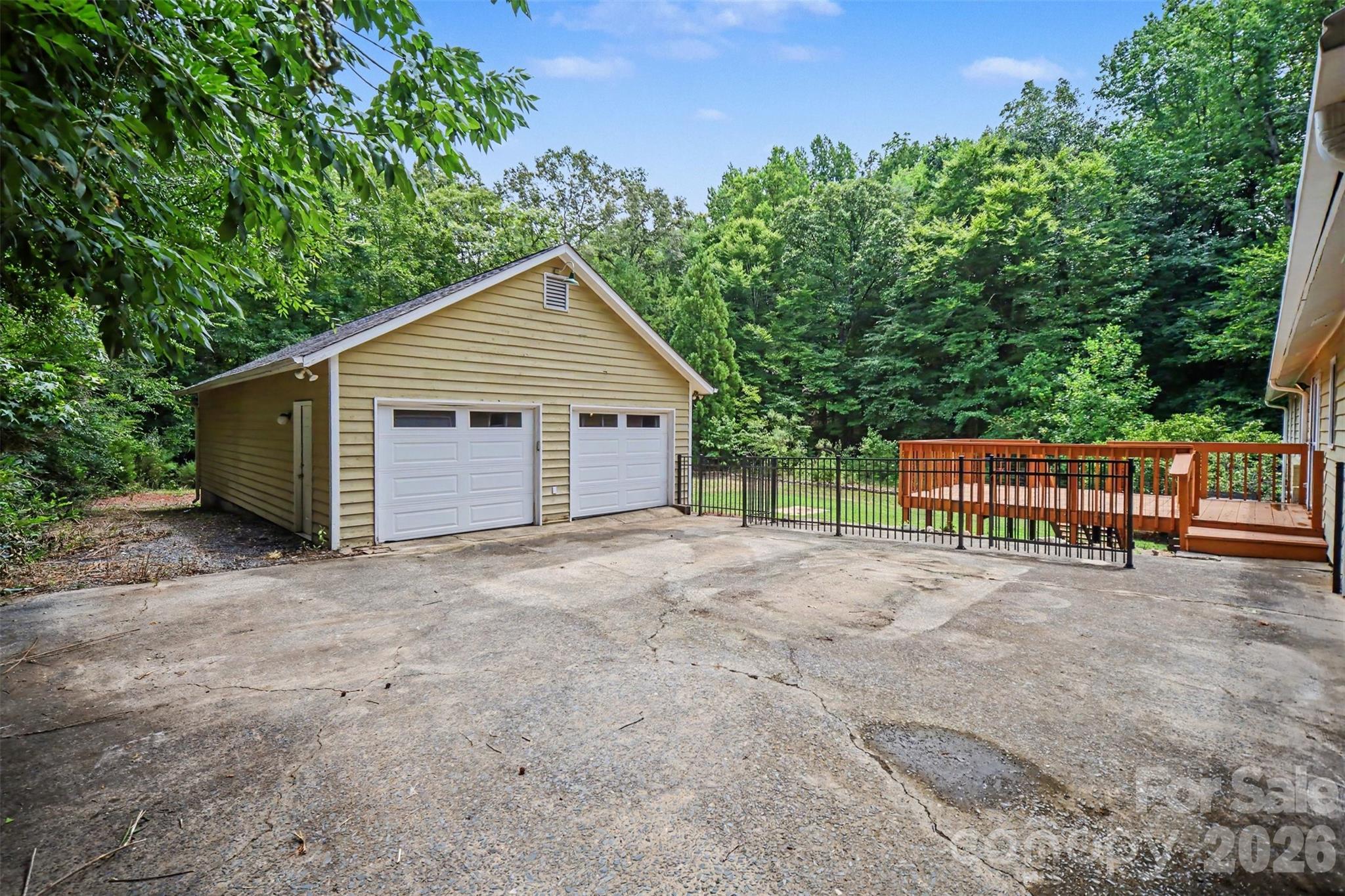 519 Raintree Drive Matthews, NC 28104 - Photo 41 of 48 Gallery Image 41
