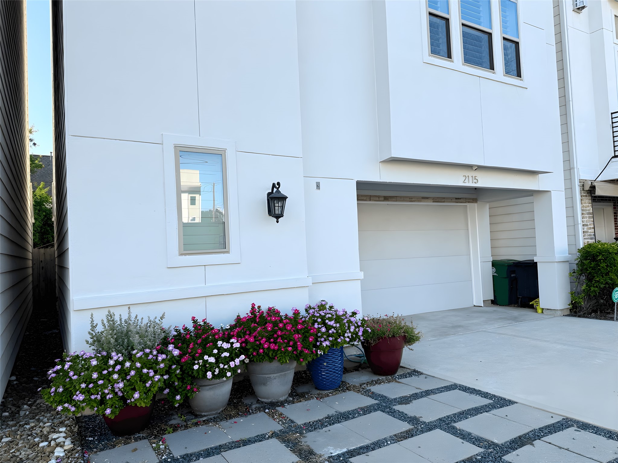 2115 Detering Street Houston, TX 77007 - Photo 12 of 30 a view of a bunch of flowers in front of main door
