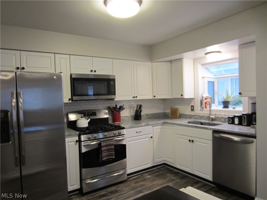4337 Valleyside Road Cleveland, OH 44135 - Photo 10 of 25 Gallery Image 10