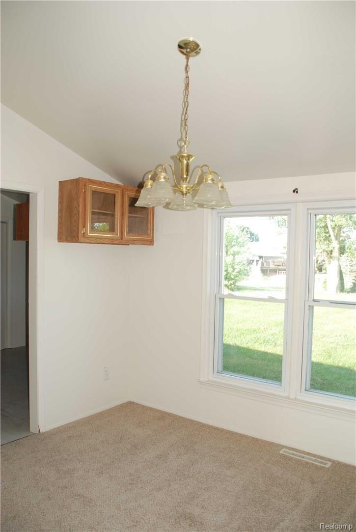 4647 Blue Bush Road Monroe, MI 48162 - Photo 30 of 39 DSC_0242.jpg