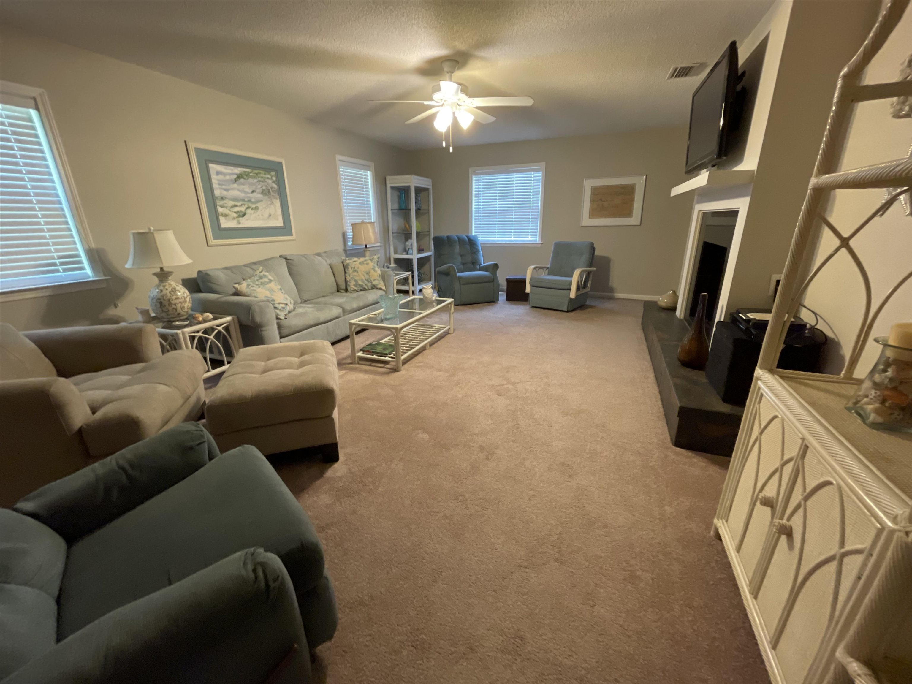 5287 Florida Avenue Orange Beach, AL 36561 - Photo 10 of 25 Large Den