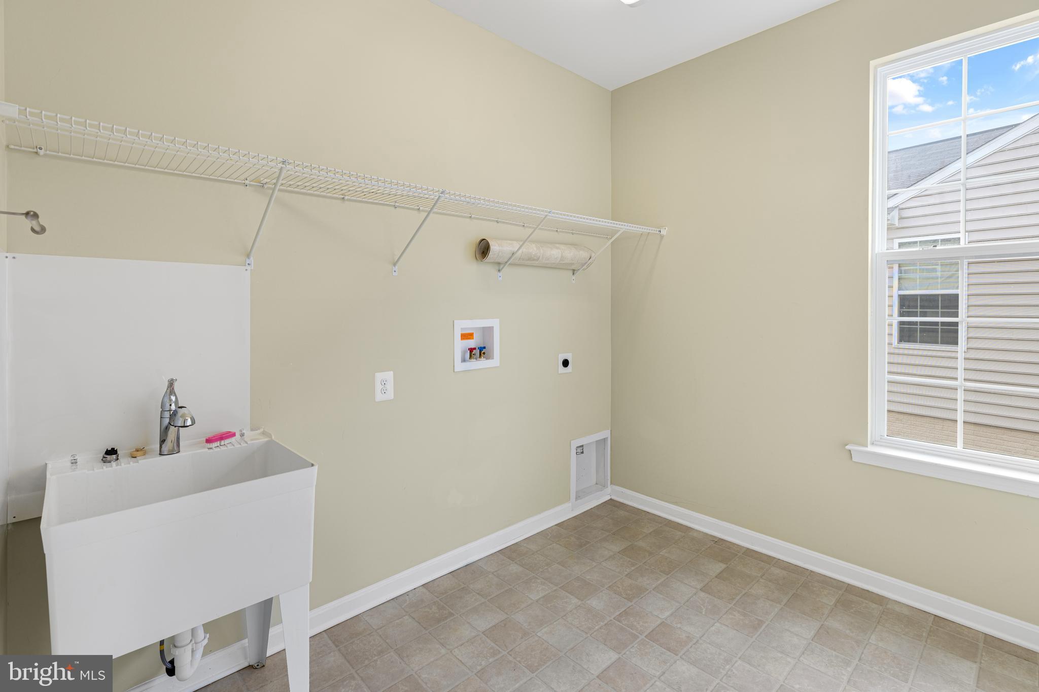 180 Silver Maple Road Middletown, DE 19709 - Photo 30 of 48 Laundry