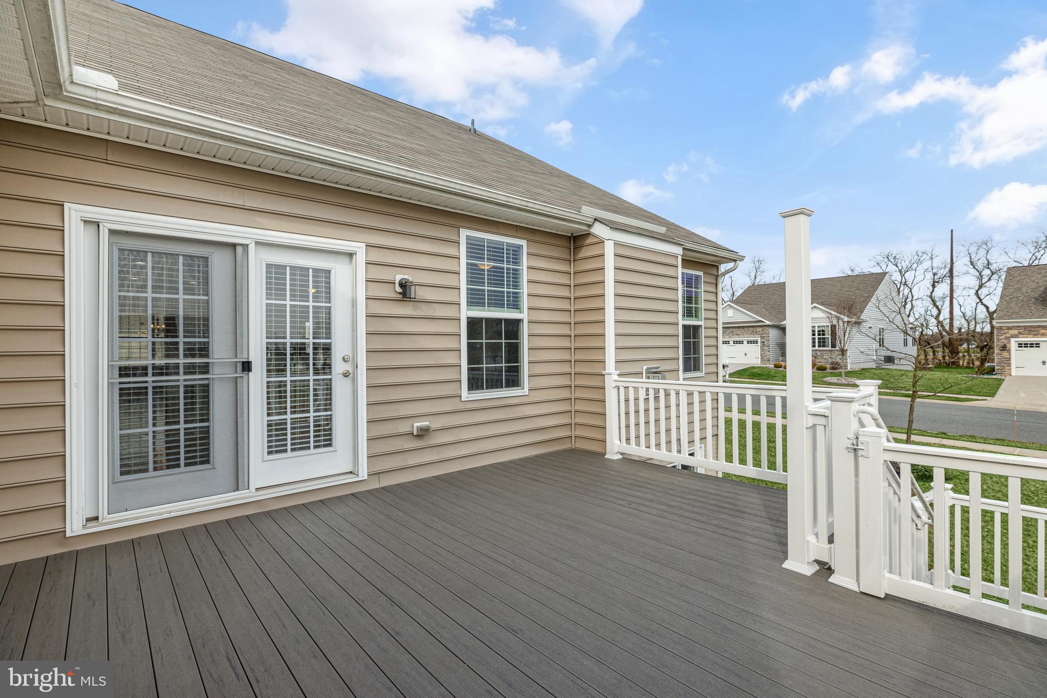 180 Silver Maple Road Middletown, DE 19709 - Photo 9 of 48 Deck