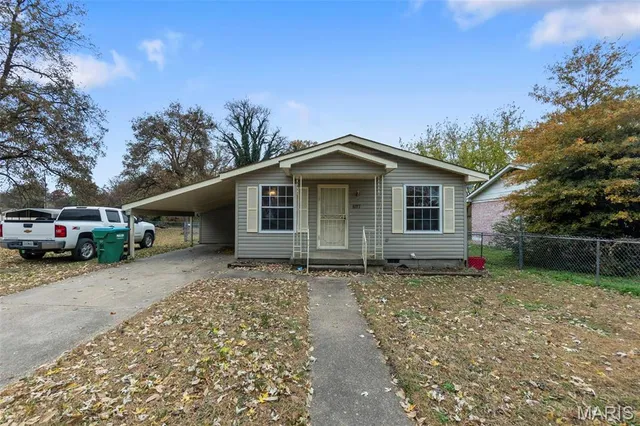 $82,500 | 407 West 8th Street, Caruthersville, MO 63830