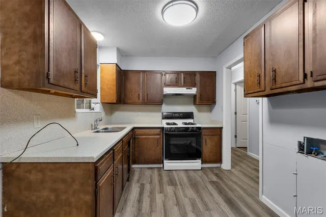 $82,500 | 407 West 8th Street, Caruthersville, MO 63830