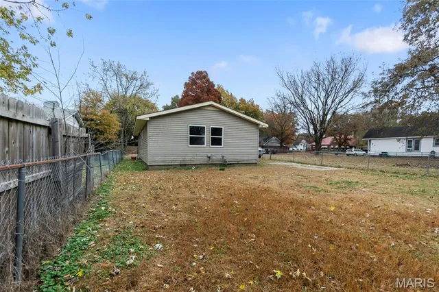 $82,500 | 407 West 8th Street, Caruthersville, MO 63830