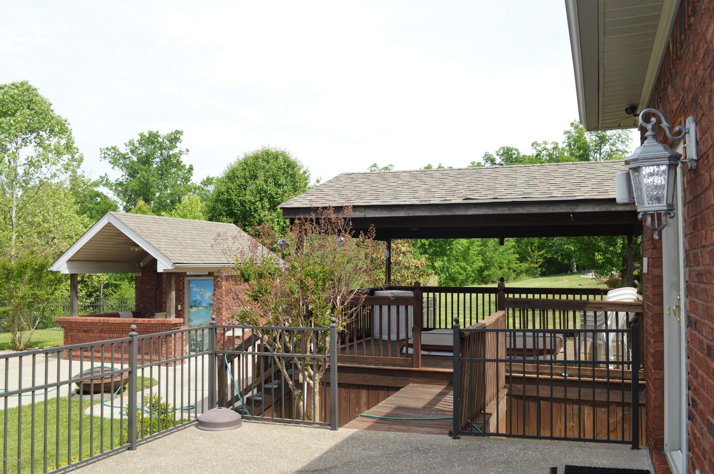 1823 Grand Ridge Road Louisville, KY 40214 - Photo 32 of 40 DSC_1072