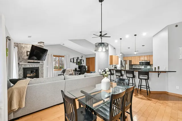 $324,900 | 18500 Brookfield Lake Drive, Unit 74, Brookfield, WI 53045