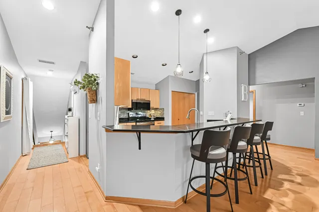 $324,900 | 18500 Brookfield Lake Drive, Unit 74, Brookfield, WI 53045