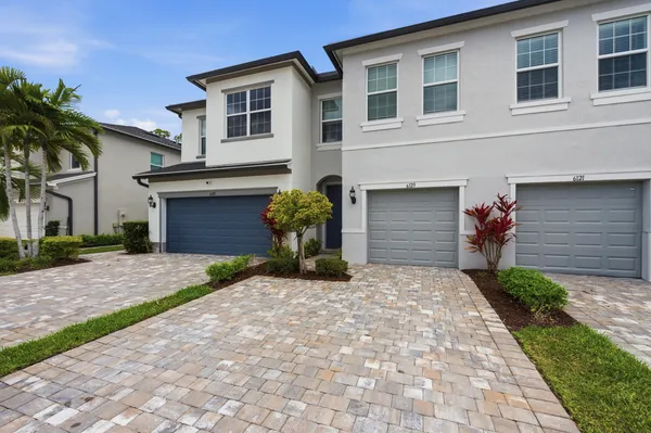 $444,900 | 6125 Rancho Lane, Greenacres, FL 33415