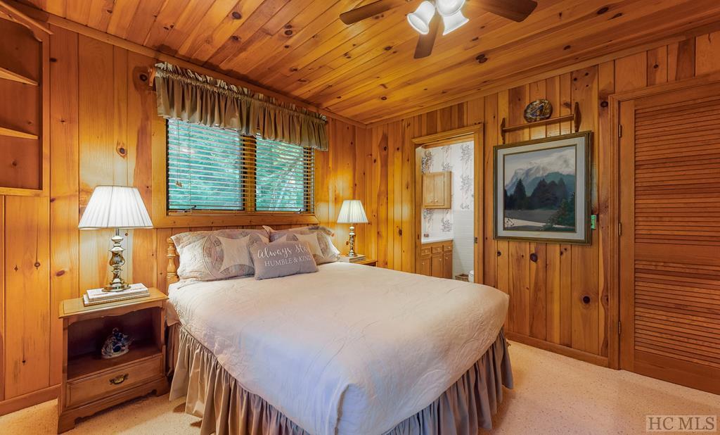 1121 Wilson Road Highlands, NC 28741 - Photo 35 of 42 Gallery Image 35