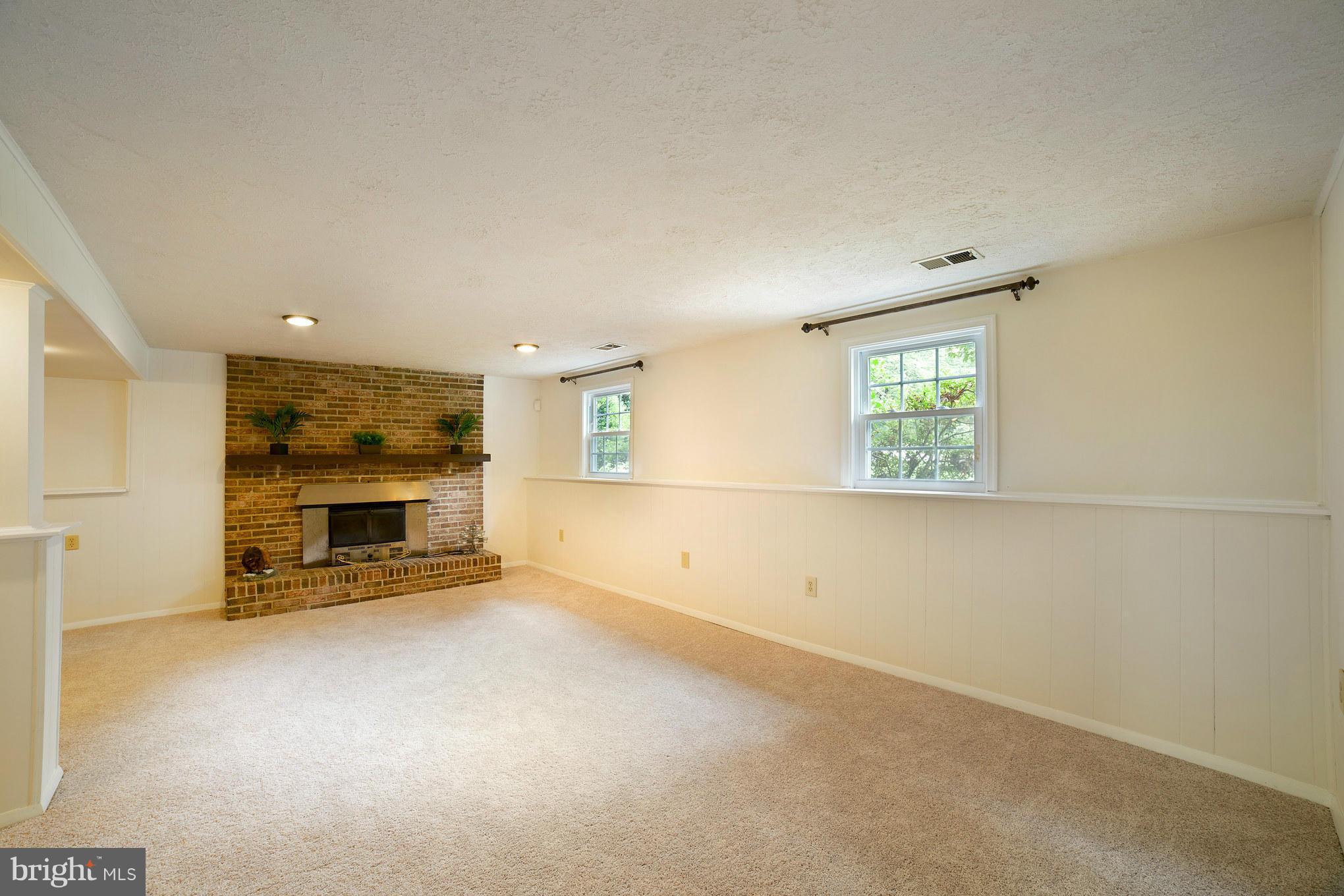 7908 Hill Stream Court Springfield, VA 22153 - Photo 25 of 30 Bedroom