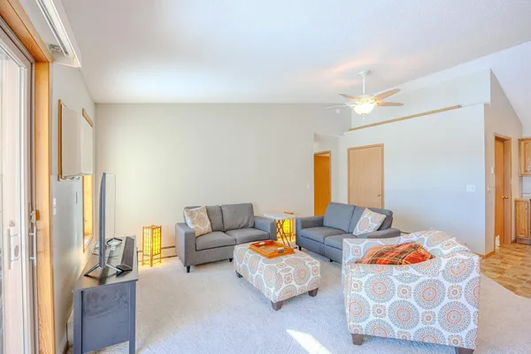 $234,750 | 403 Clausen Avenue Southwest, Unit 5, Bemidji, MN 56601