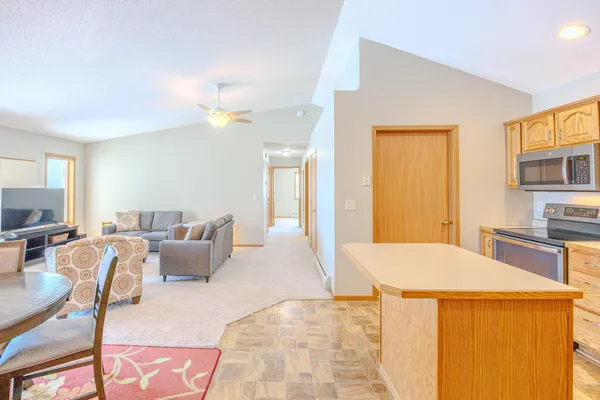 $234,750 | 403 Clausen Avenue Southwest, Unit 5, Bemidji, MN 56601