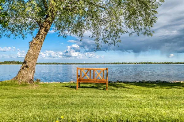 $234,750 | 403 Clausen Avenue Southwest, Unit 5, Bemidji, MN 56601