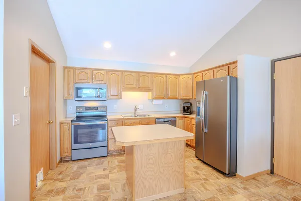 $234,750 | 403 Clausen Avenue Southwest, Unit 5, Bemidji, MN 56601