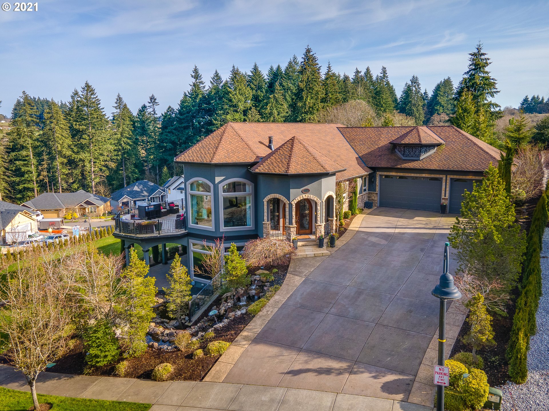 1711 South 8th Way Ridgefield, WA 98642 - Photo 1 of 28 a front view of a house with garden