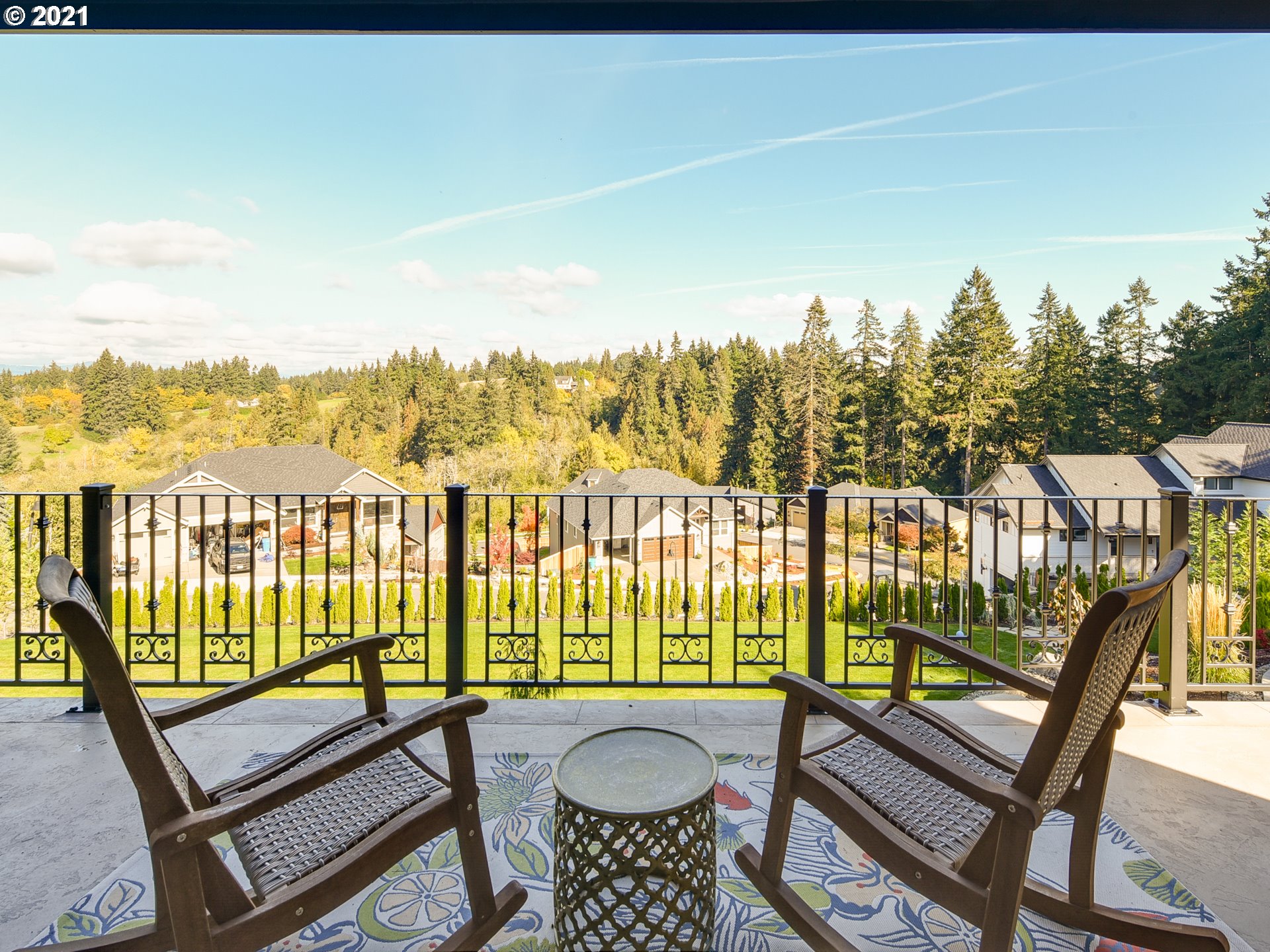 1711 South 8th Way Ridgefield, WA 98642 - Photo 15 of 28 a view of a chairs and table in patio