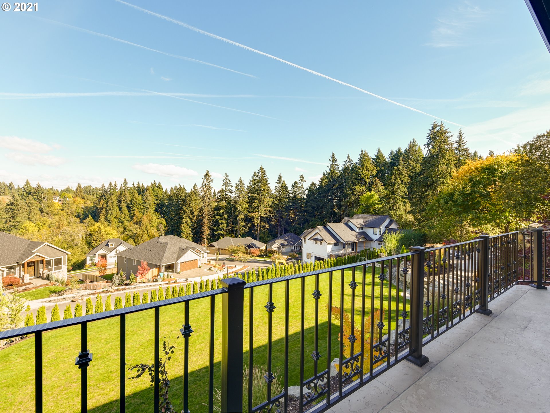 1711 South 8th Way Ridgefield, WA 98642 - Photo 19 of 28 a view of a balcony with trees