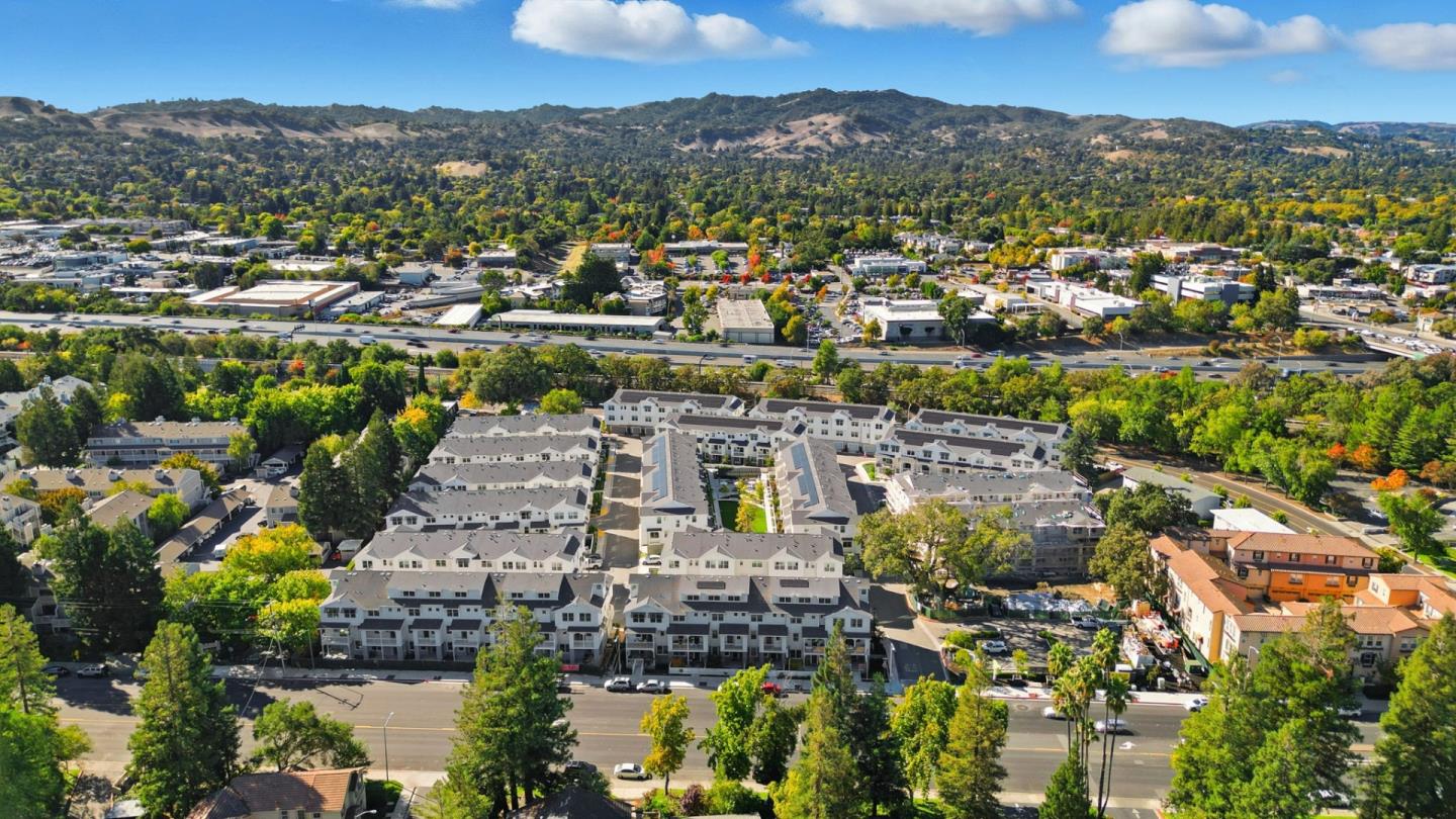 184 Oak Circle Walnut Creek, CA 94597 - Photo 24 of 24 a view of a city