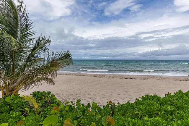 $2,300 | 3140 South Ocean Drive, Unit 603, Hallandale Beach, FL 33009