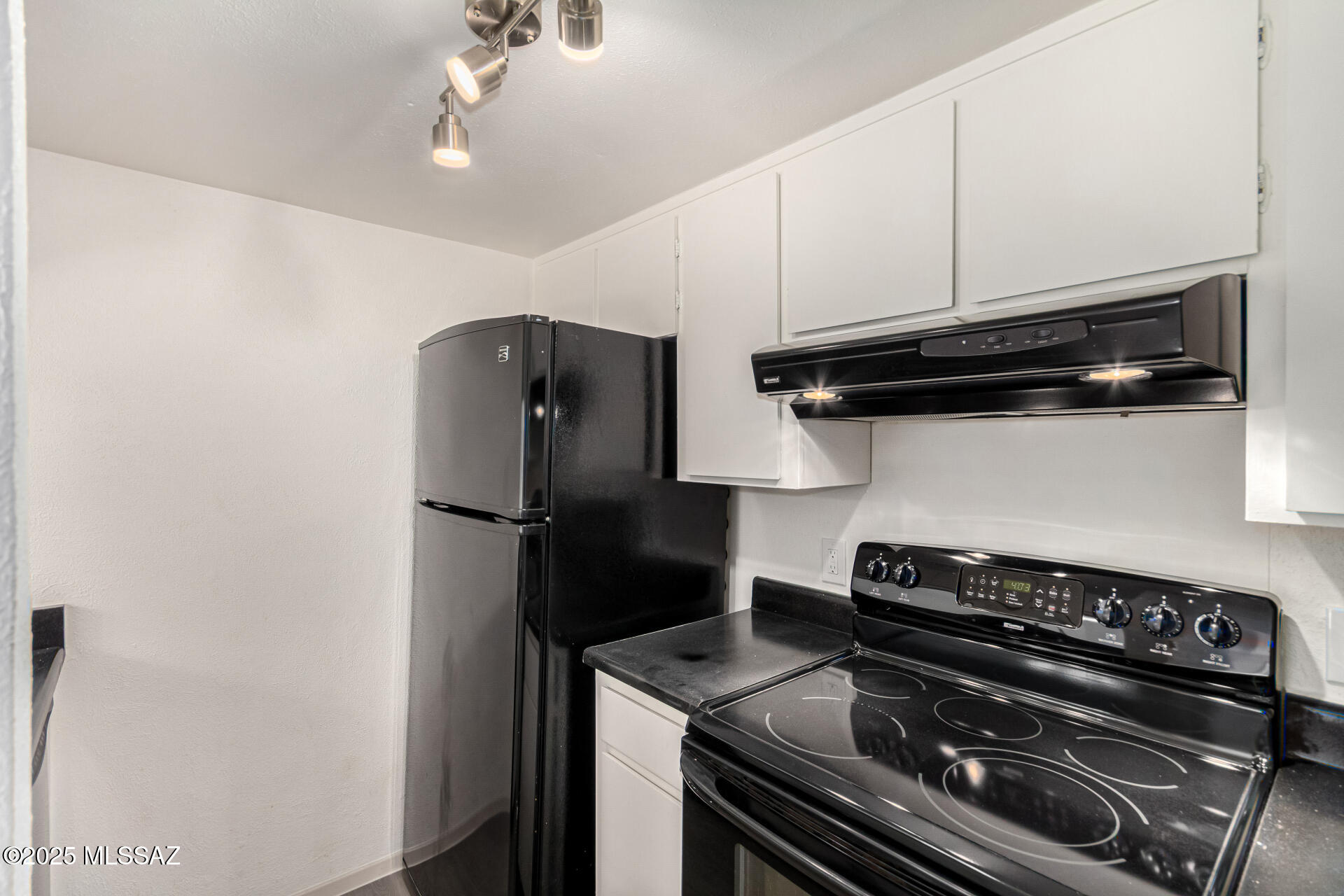 1600 North Wilmot Road, Unit 302 Tucson, AZ 85712 - Photo 8 of 25 09-Wilmot