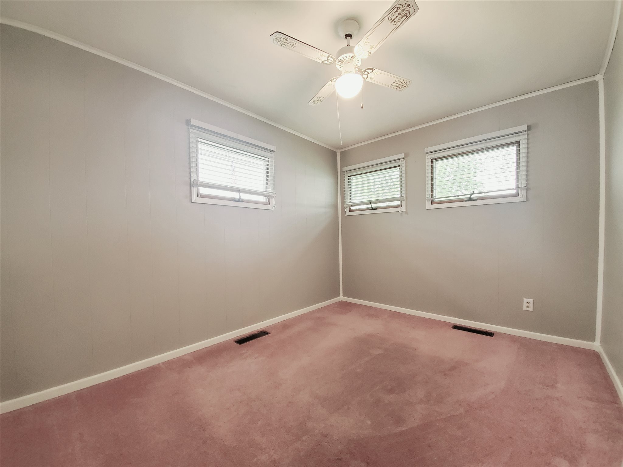 633 North 10th Street Decatur, IN 46733 - Photo 16 of 25