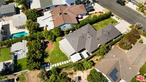 $1,450,000 | 6265 Van Noord Avenue, Van Nuys, CA 91401