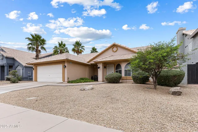 $555,000 | 420 North Leoma Lane, Chandler, AZ 85225