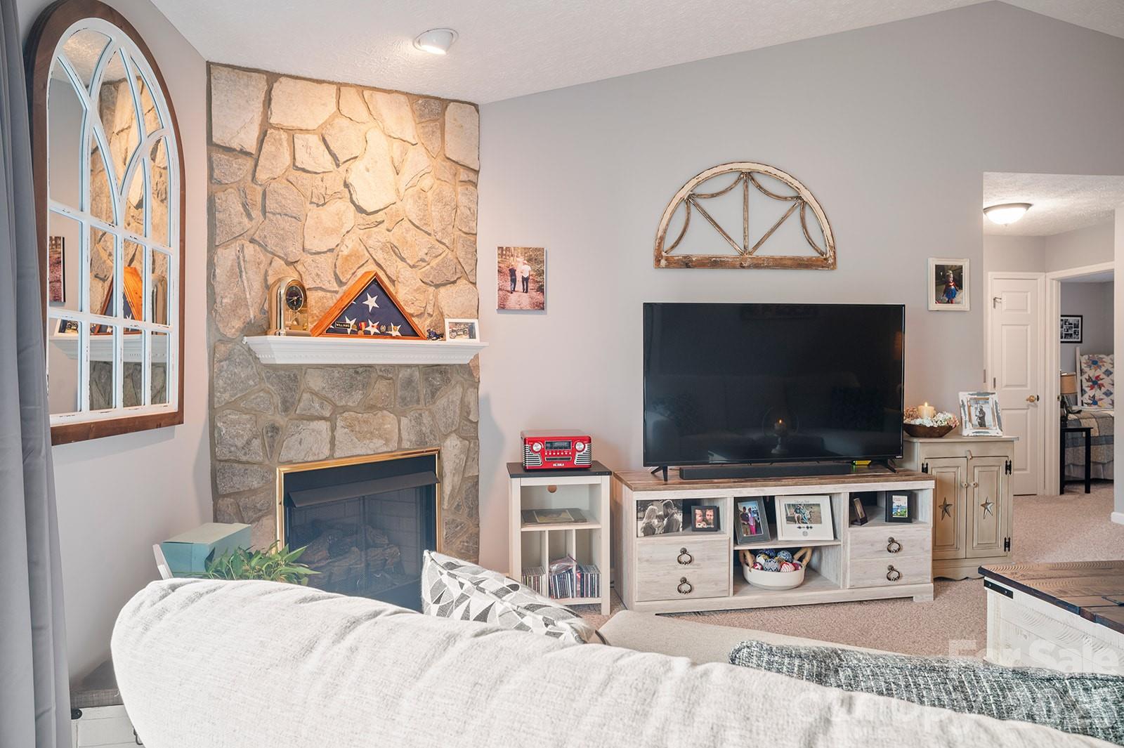 647 High Quarry Road Hendersonville, NC 28791 - Photo 11 of 46 Gallery Image 11