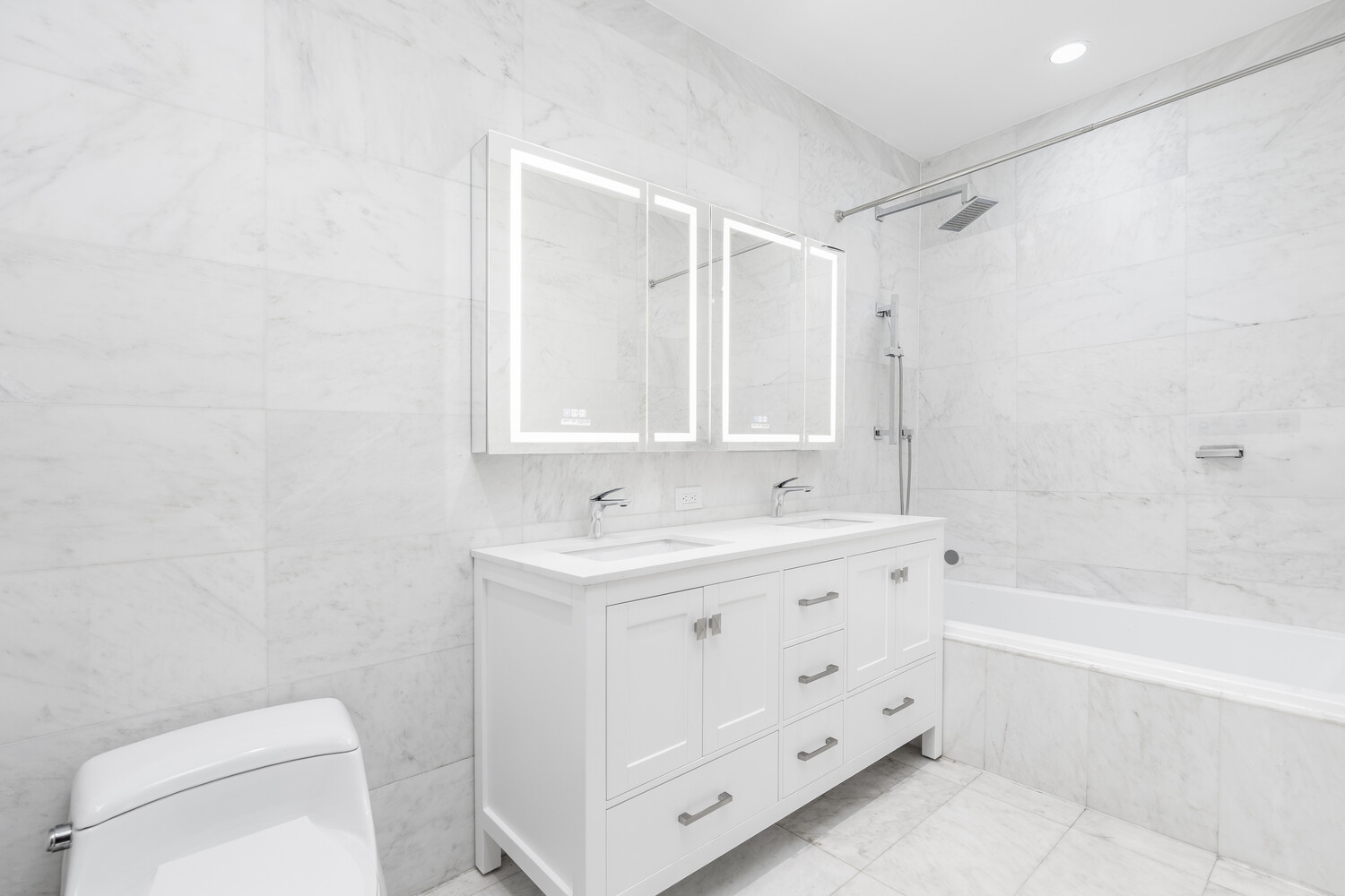 75 Wall Street, Unit 32R Manhattan, NY 10005 - Photo 9 of 23