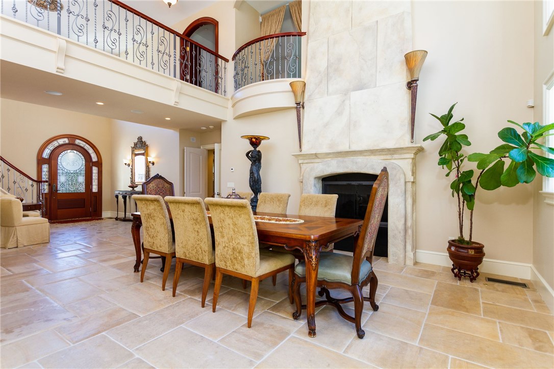31 Indian Hill Road Warwick, RI 02886 - Photo 4 of 40 Gallery Image 4
