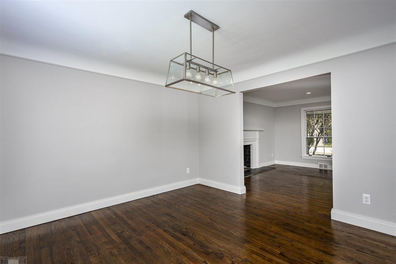 1083 Canterbury Road Grosse Pointe Woods, MI 48236 - Photo 10 of 38