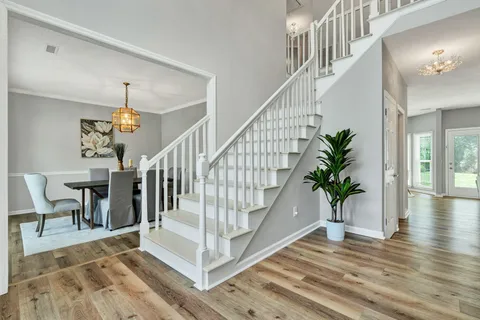 $514,900 | 6806 Anchorage Lane, Hixson, TN 37343