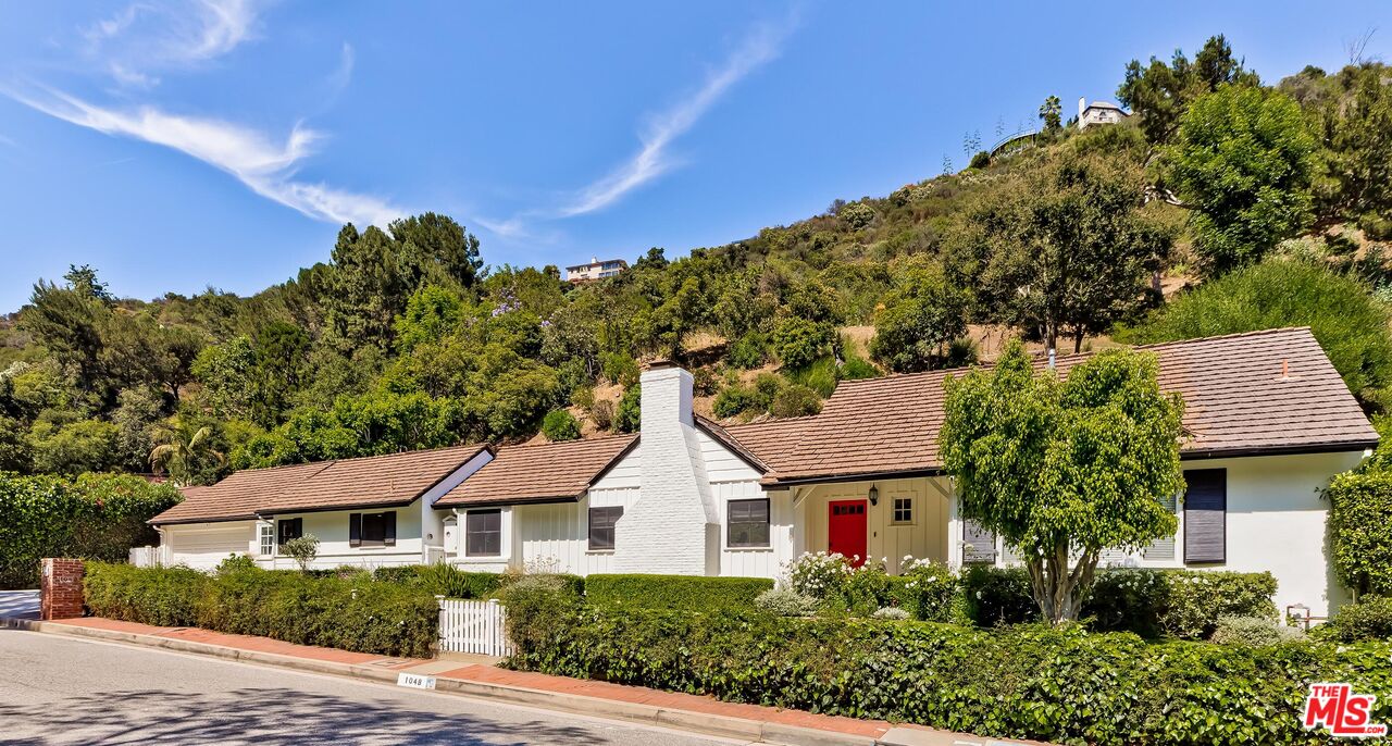 1048 Roscomare Road Los Angeles, CA 90077 - Photo 1 of 41 Gallery Image 1