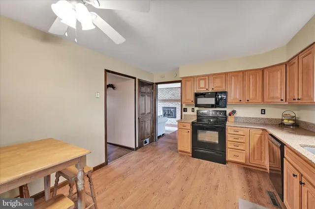 $419,900 | 921 Acri Road, Mechanicsburg, PA 17050