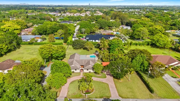 $1,425,000 | 5500 Southwest 111th Terrace, Davie, FL 33328