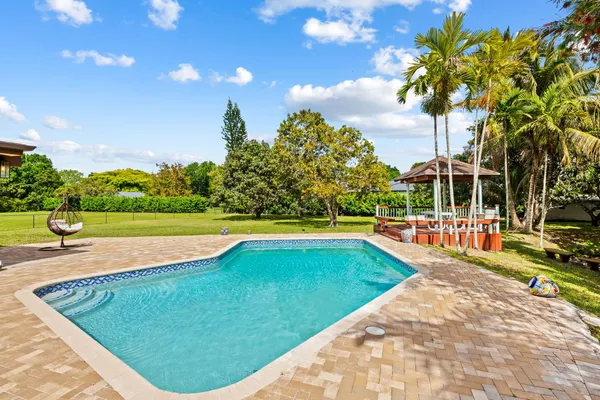 $1,425,000 | 5500 Southwest 111th Terrace, Davie, FL 33328