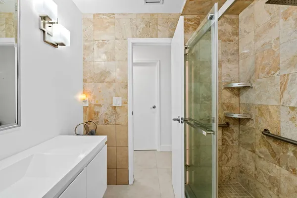 $1,425,000 | 5500 Southwest 111th Terrace, Davie, FL 33328