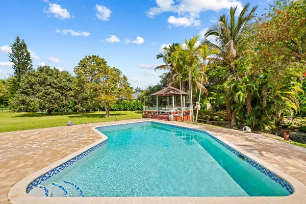 $1,425,000 | 5500 Southwest 111th Terrace, Davie, FL 33328