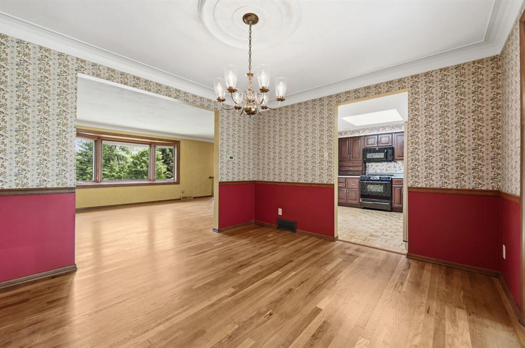 8244 Coach Court Allison Park, PA 15101 - Photo 6 of 50