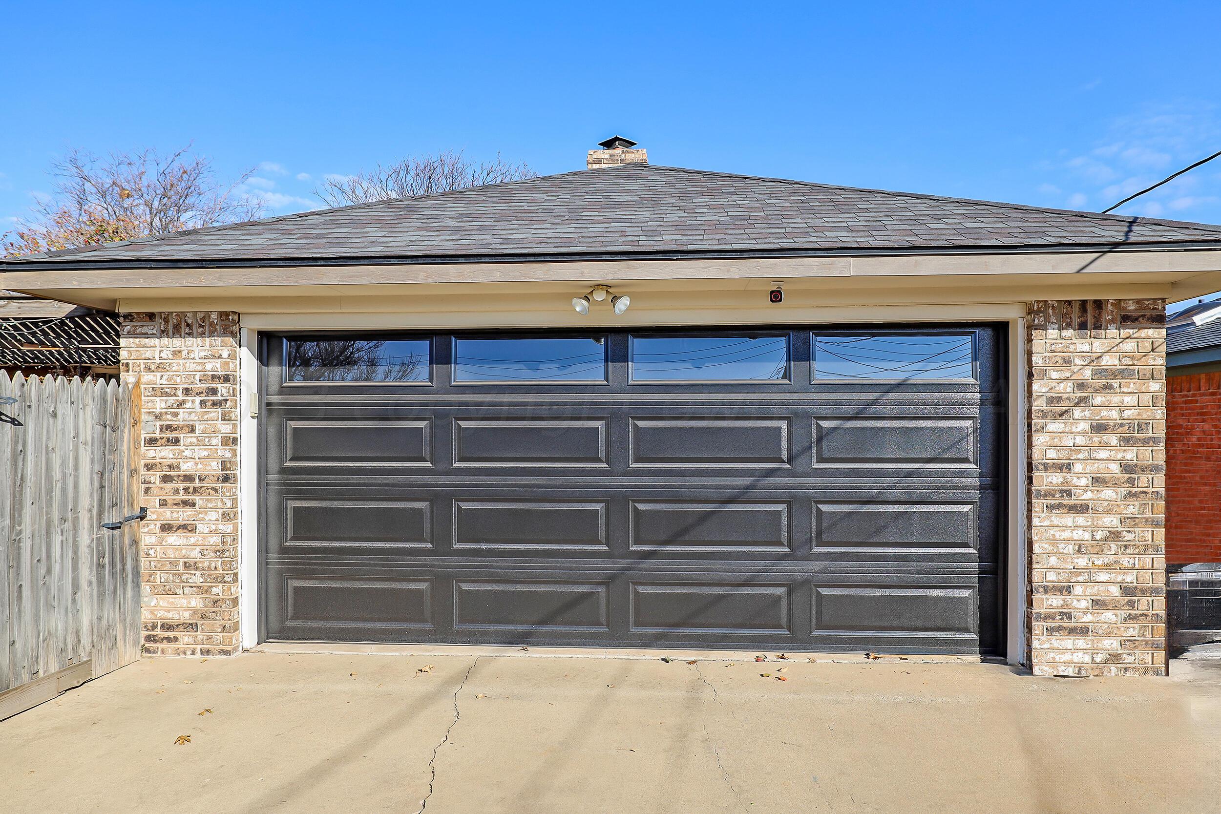 4207 Rincon Avenue Amarillo, TX 79110 - Photo 26 of 26 a view of entryway with a fireplace