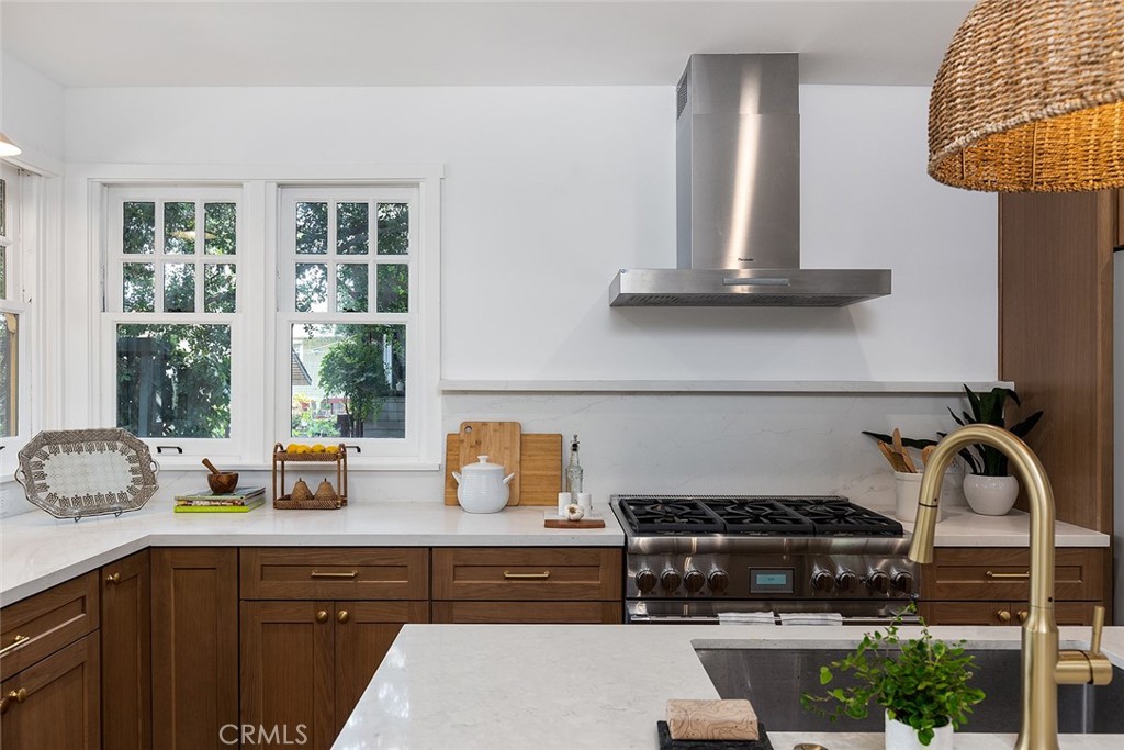 1130 Windsor Place South Pasadena, CA 91030 - Photo 12 of 35 a kitchen with a sink a stove and cabinets