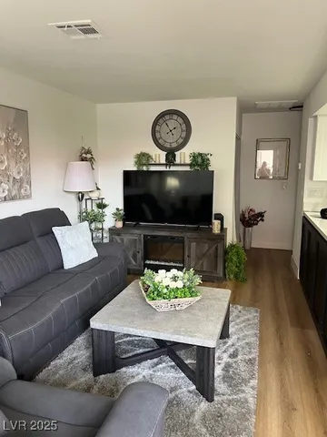 $140,000 | 4300 North Lamont Street, Unit 216, Las Vegas, NV 89115