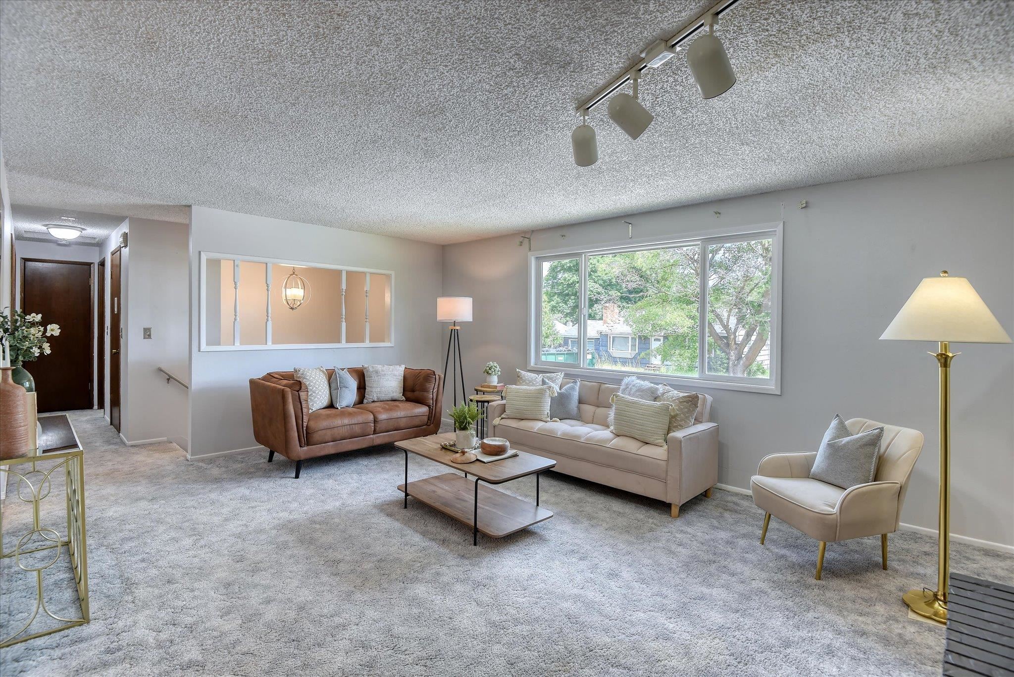 3107 North Lily Road Spokane Valley, WA 99212 - Photo 4 of 42 Gallery Image 4