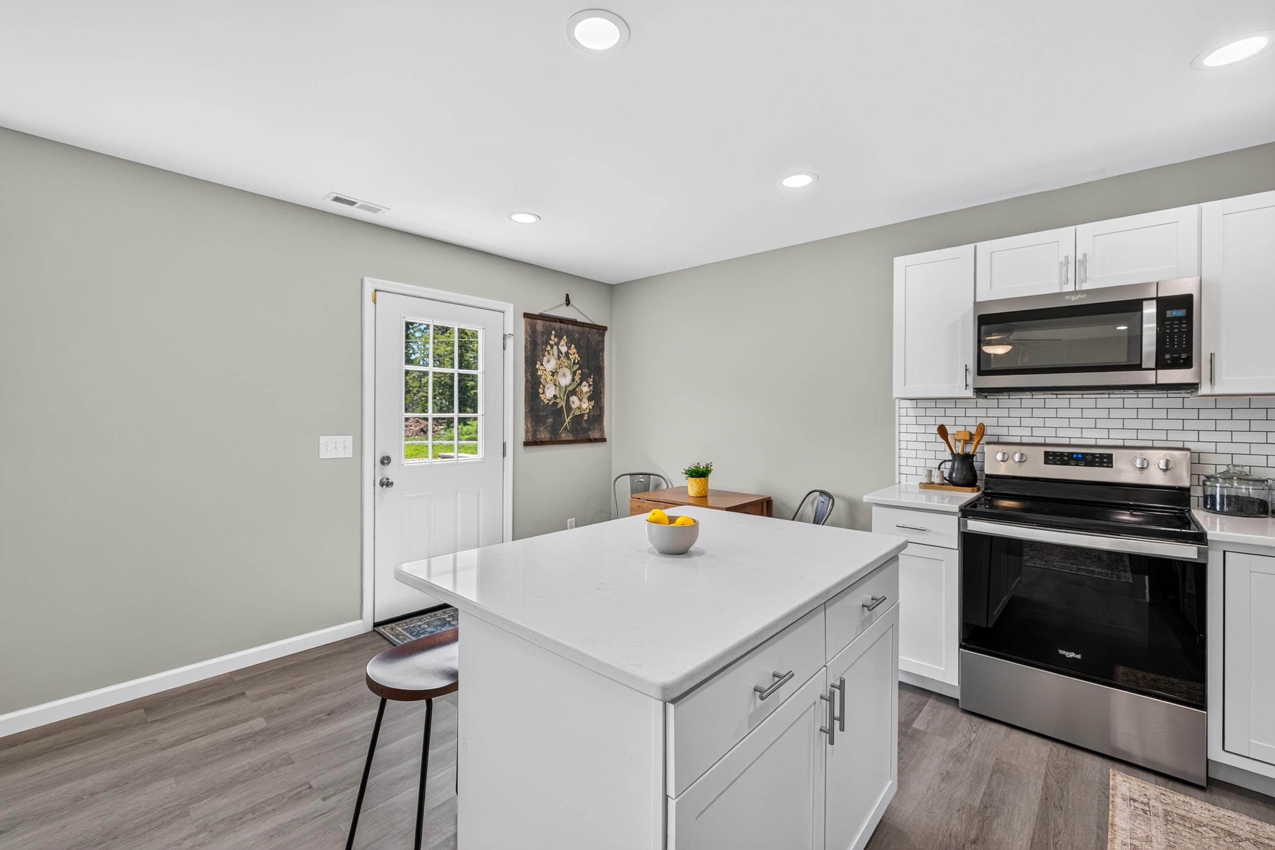 121 21st Street Grottoes, VA 24441 - Photo 4 of 60